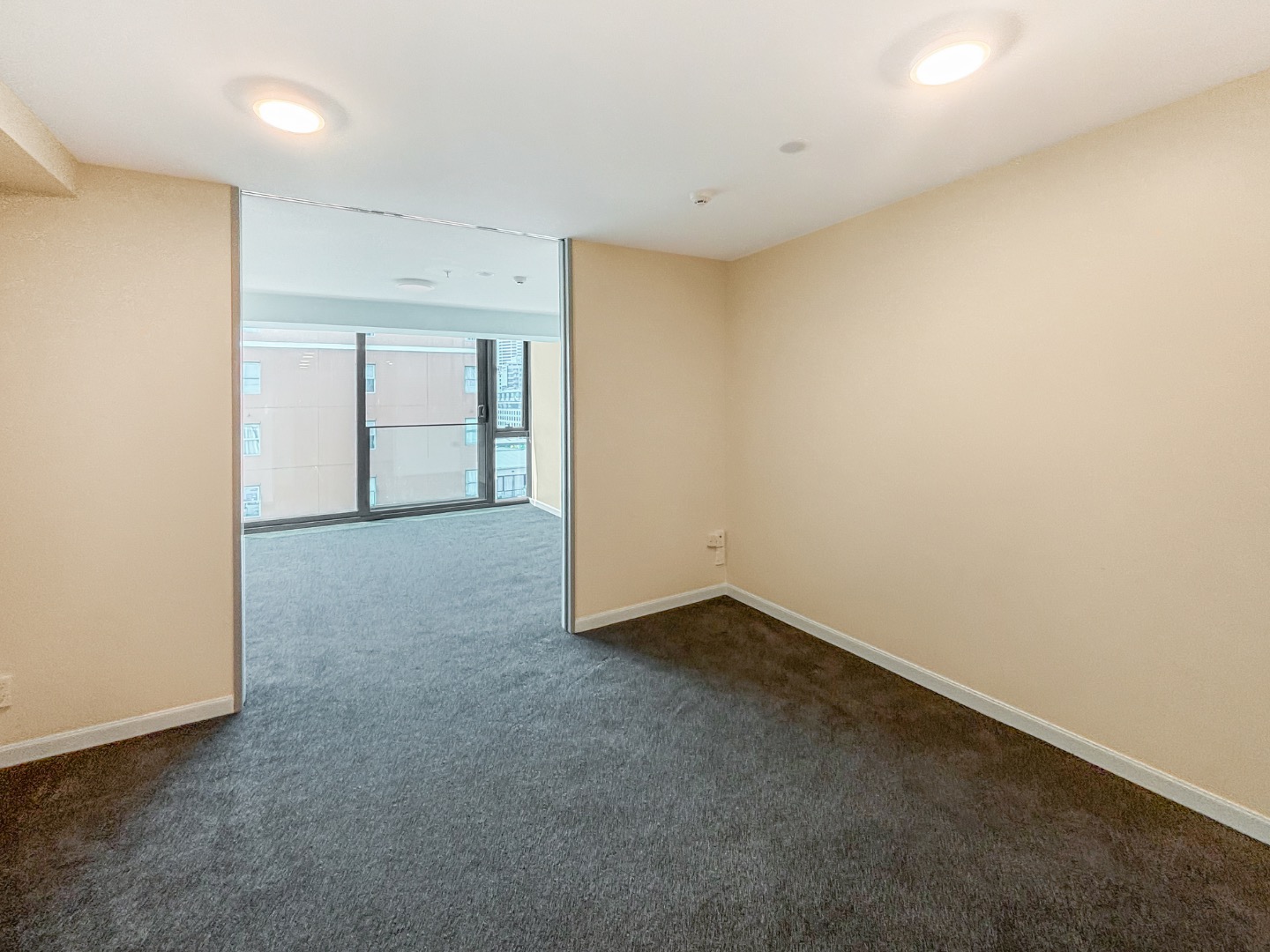 CITY CENTRE, 1 Bed + 1 Car park photo