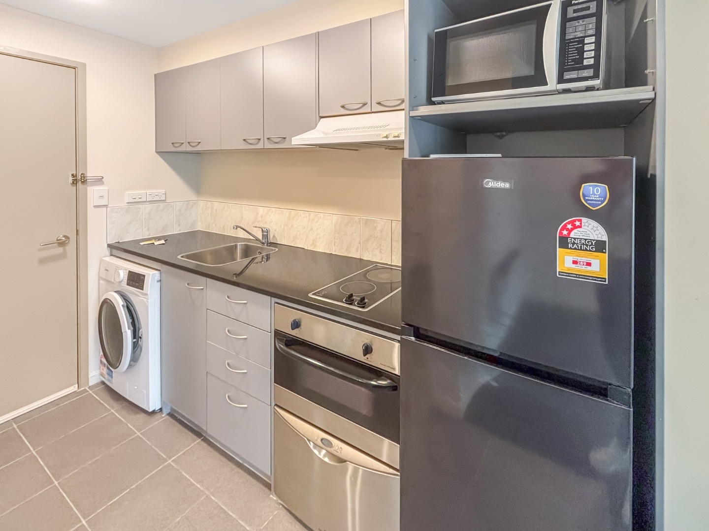 CITY CENTRE, 1 Bed + 1 Car park photo