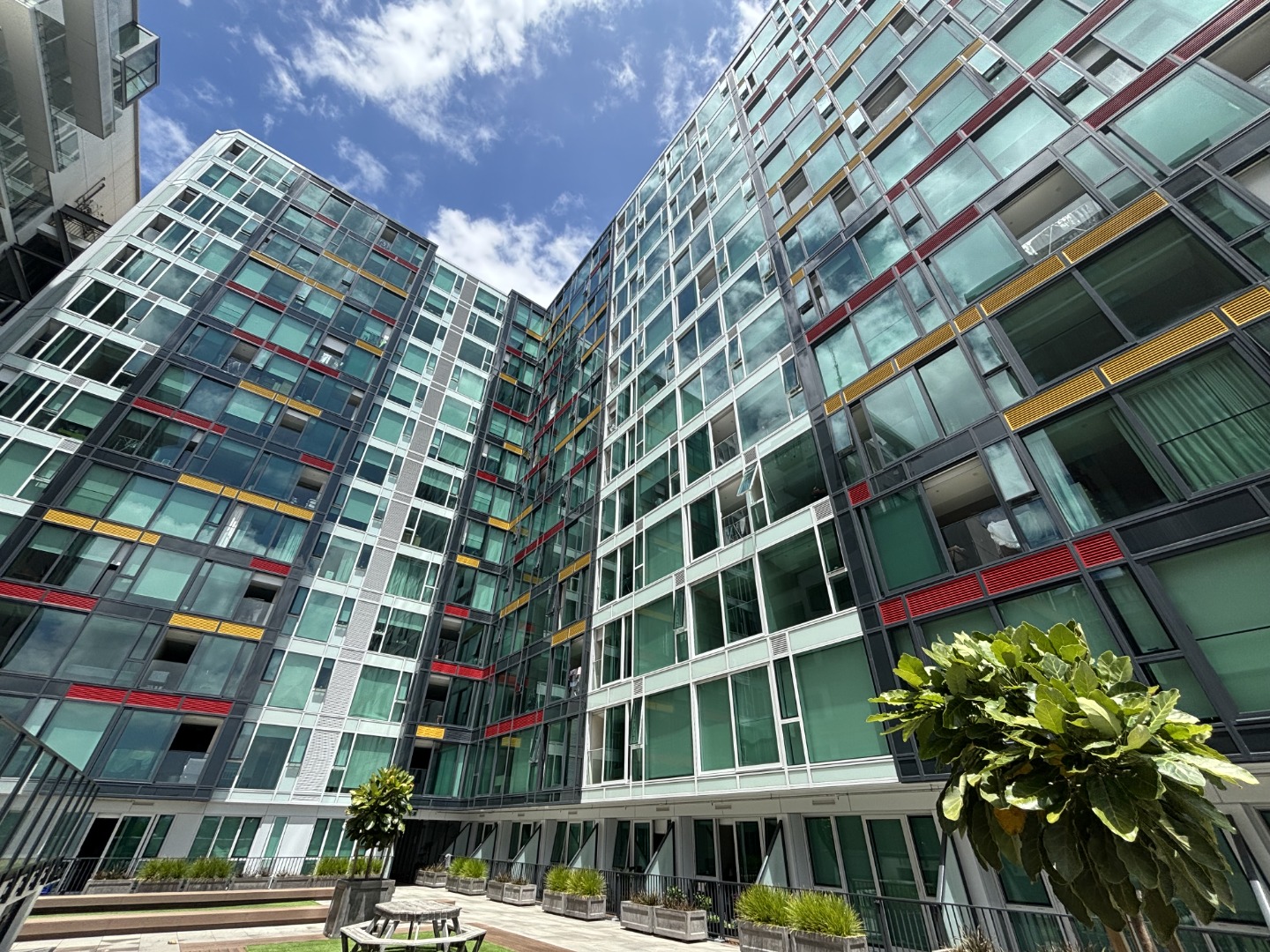 CITY CENTRE, 1 Bed + 1 Car park photo