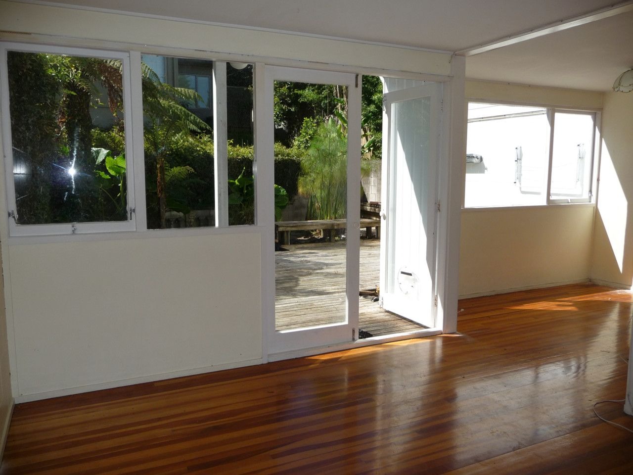 Greenlane - Tidy 2 bedroom Townhouse Plus 2 Carparks photo