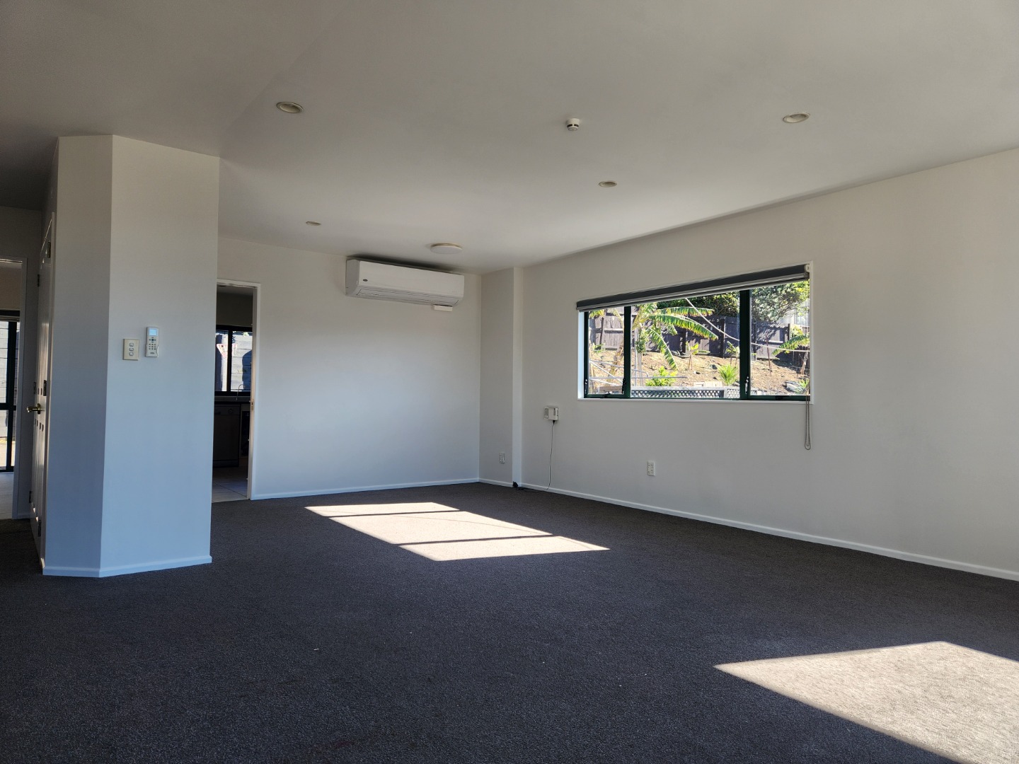 Manukau Heights - 4 brm, 2 bathroom photo