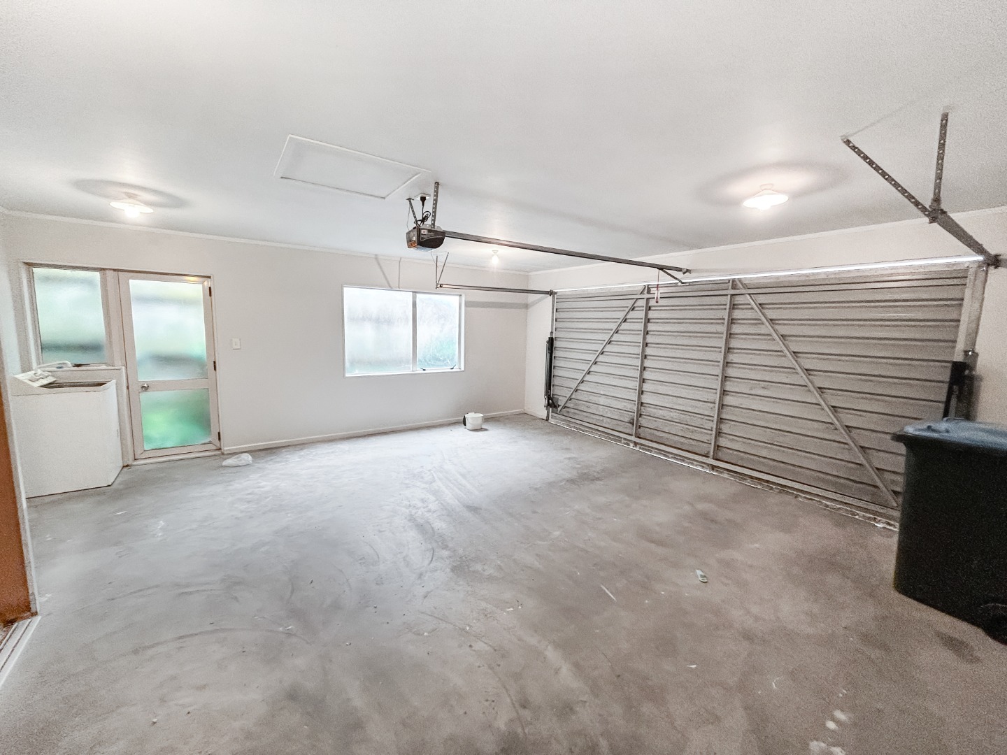 REMUERA - 3 bedroom home in double grammar zone photo