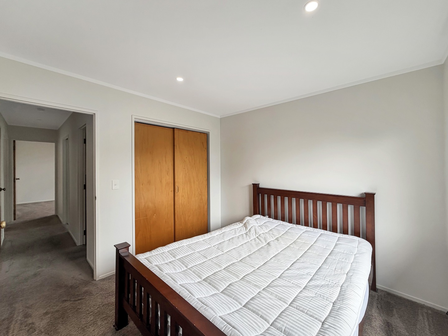 Spacious 3-Bedroom house in Prime Sandringham Location photo