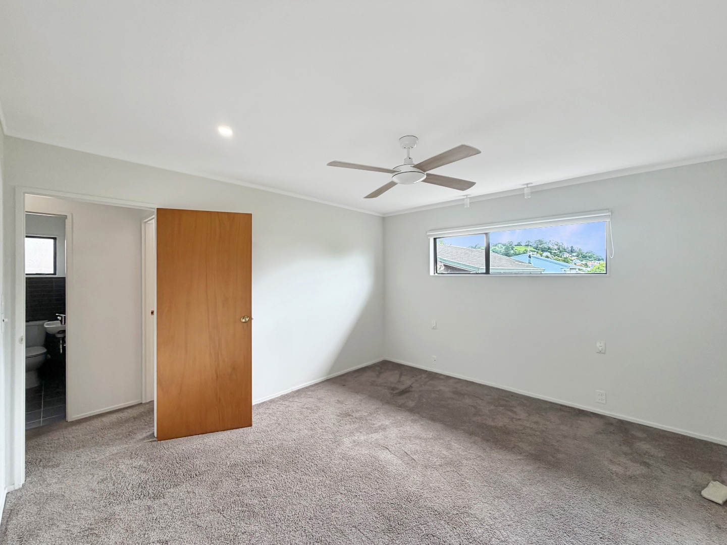 Spacious 3-Bedroom house in Prime Sandringham Location photo