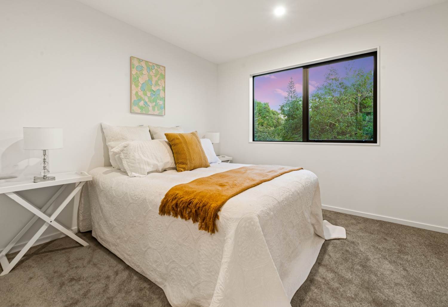 Pakuranga Heights - 2 Bedrooms with 1.5 Bathrooms  photo