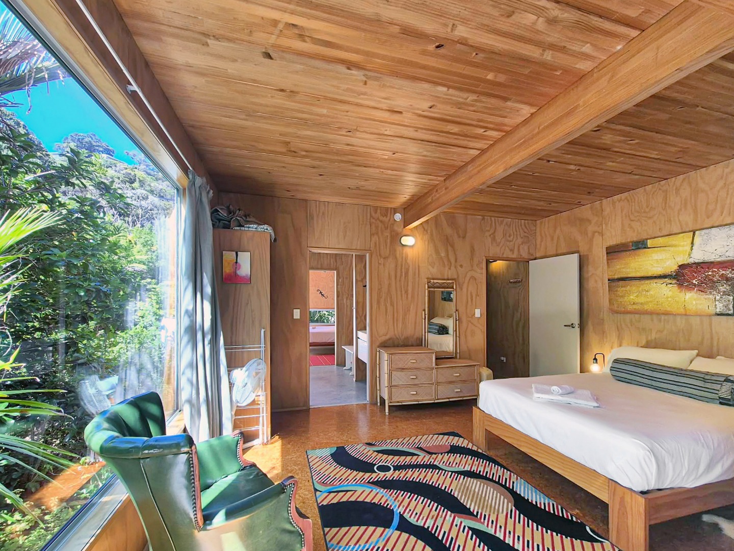 Charming Two-Storey 3-Bedroom Home in Palm Beach – $875/week photo