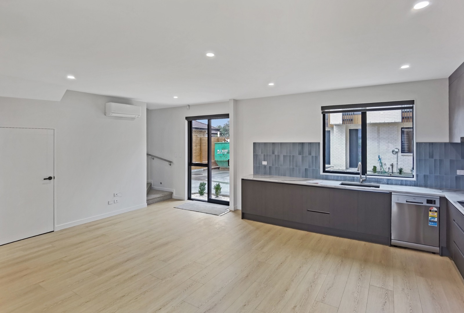 Burswood - 3 Bedrooms with 2.5 Bathrooms  photo