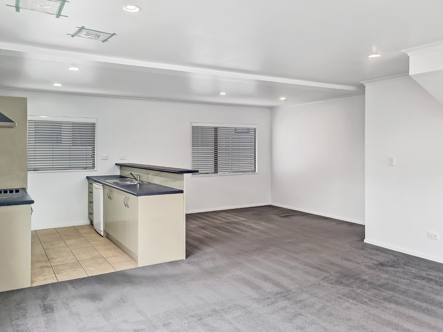 Townhouse 3bdrm/2bthm/Dble Garage photo