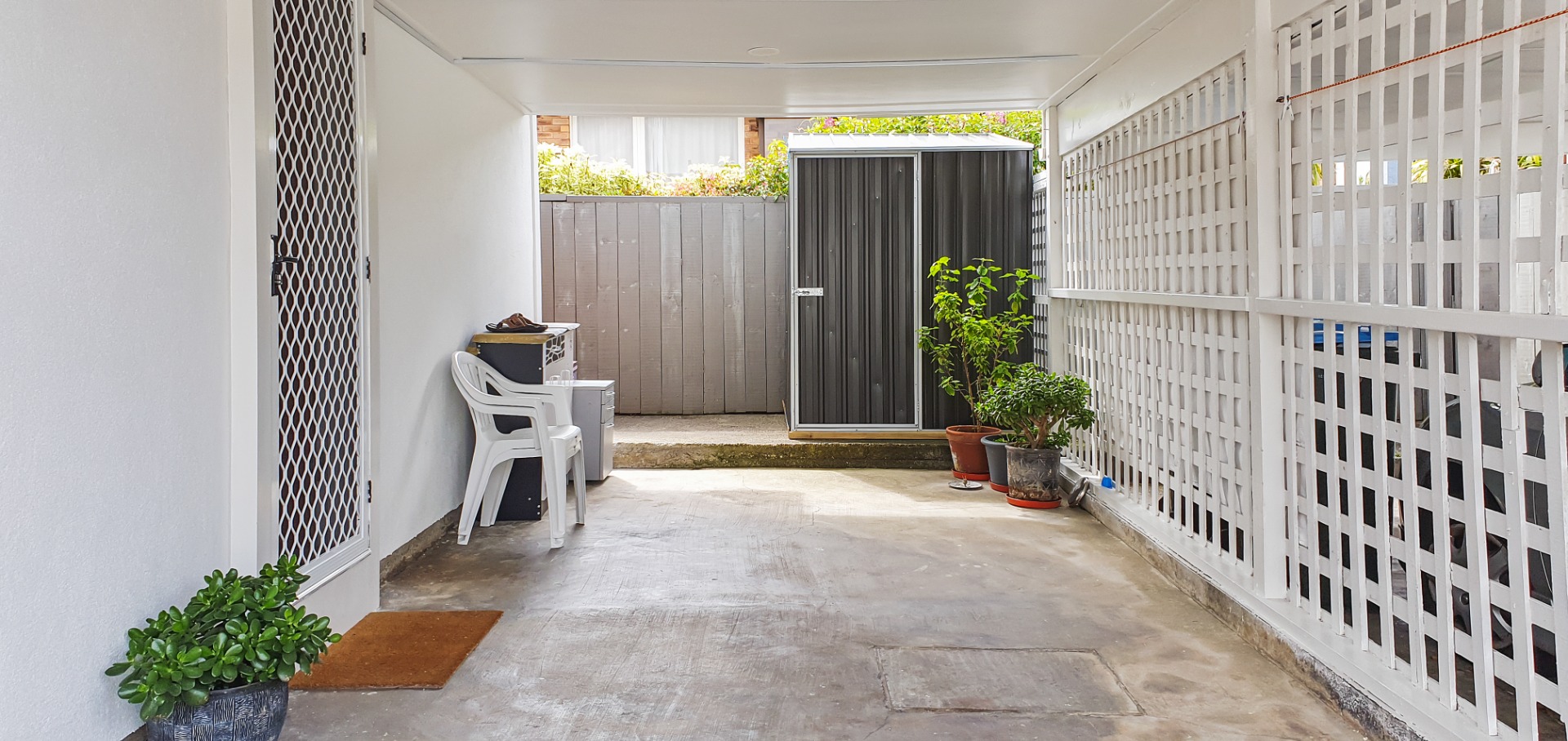 Two bedrooms brick unit photo