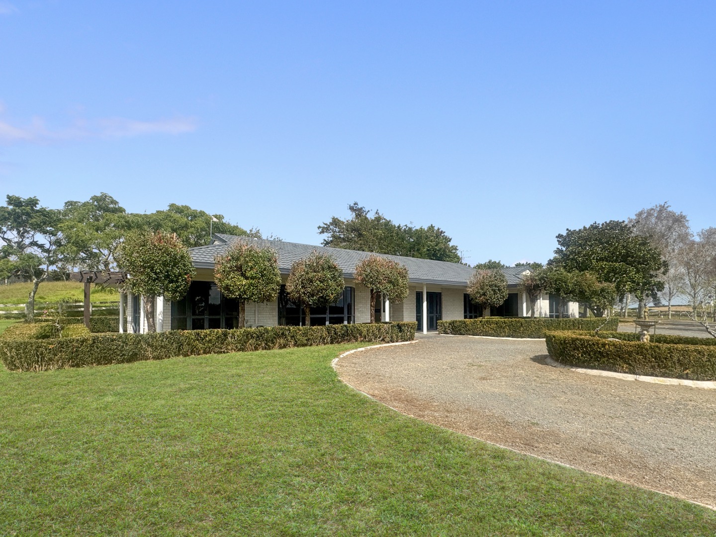 Kingseat, 4 bedroom  photo