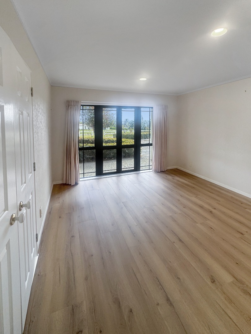 Kingseat, 4 bedroom  photo