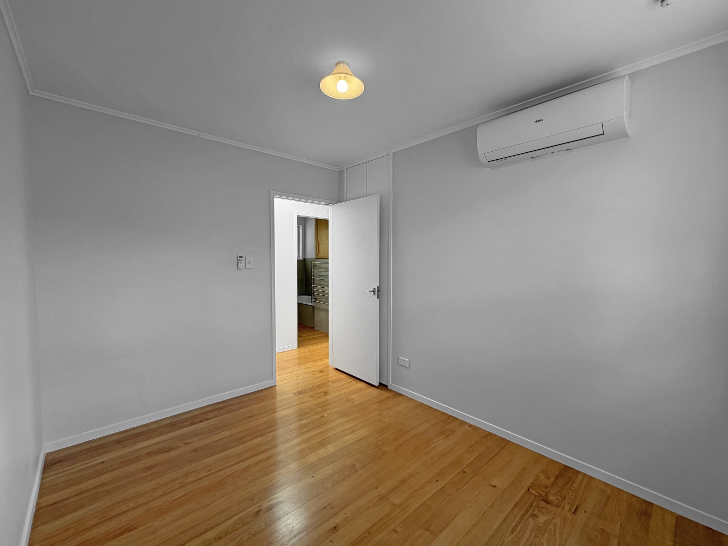 Beautiful 3-Bedroom Family Home in Blockhouse Bay  photo