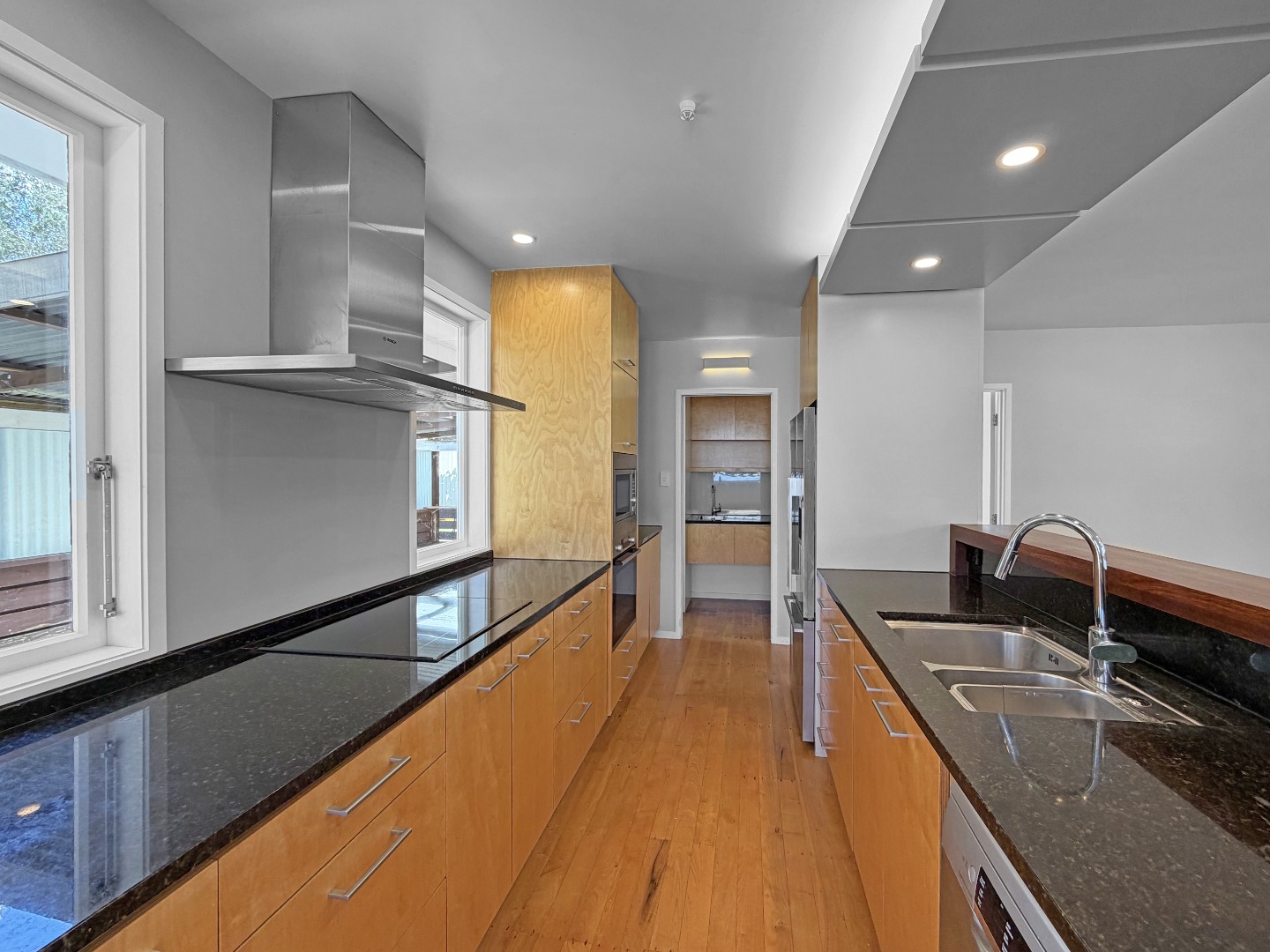 Beautiful 3-Bedroom Family Home in Blockhouse Bay  photo