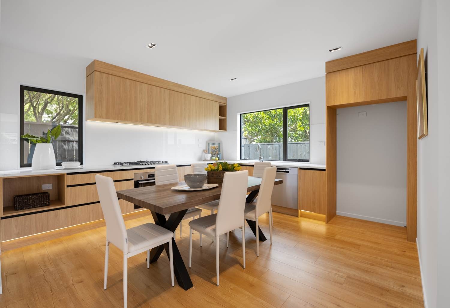 Epsom - 5 Bedrooms with 4 Bathrooms  photo