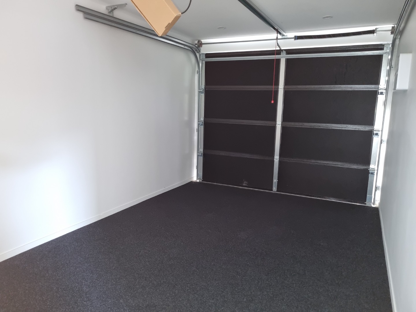 New Townhouse 3bdrm/2bthrm/garage photo