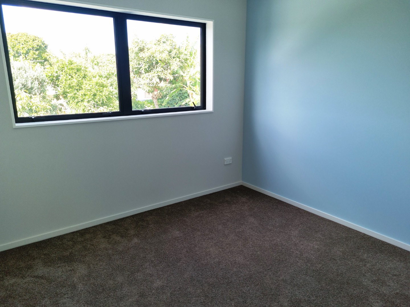 New Townhouse 3bdrm/2bthrm/garage photo