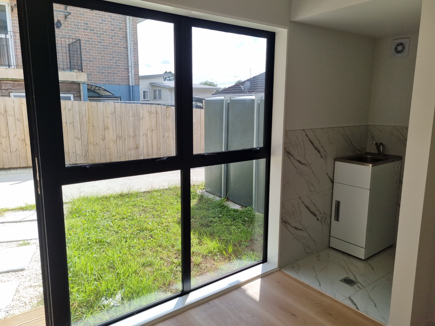 New Townhouse 3bdrm/2bthrm/garage photo