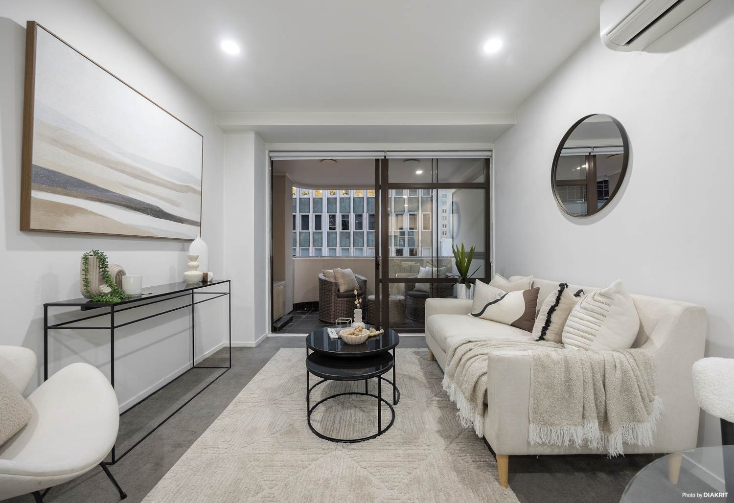 Stylish One-Bedroom Apartment in Portland Tower  photo
