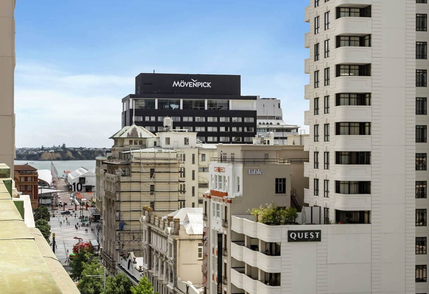 Stylish One-Bedroom Apartment in Portland Tower  photo