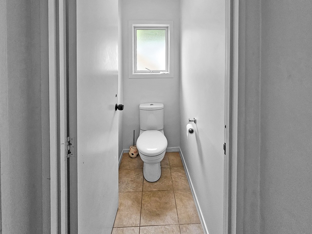 MEADOWBANK:   Meadowbank Road  Three Bed Townhouse in this sought after location  photo