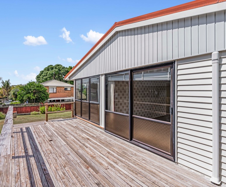 2-Bedroom Home in Prime Ellerslie Location – Ample Parking! photo