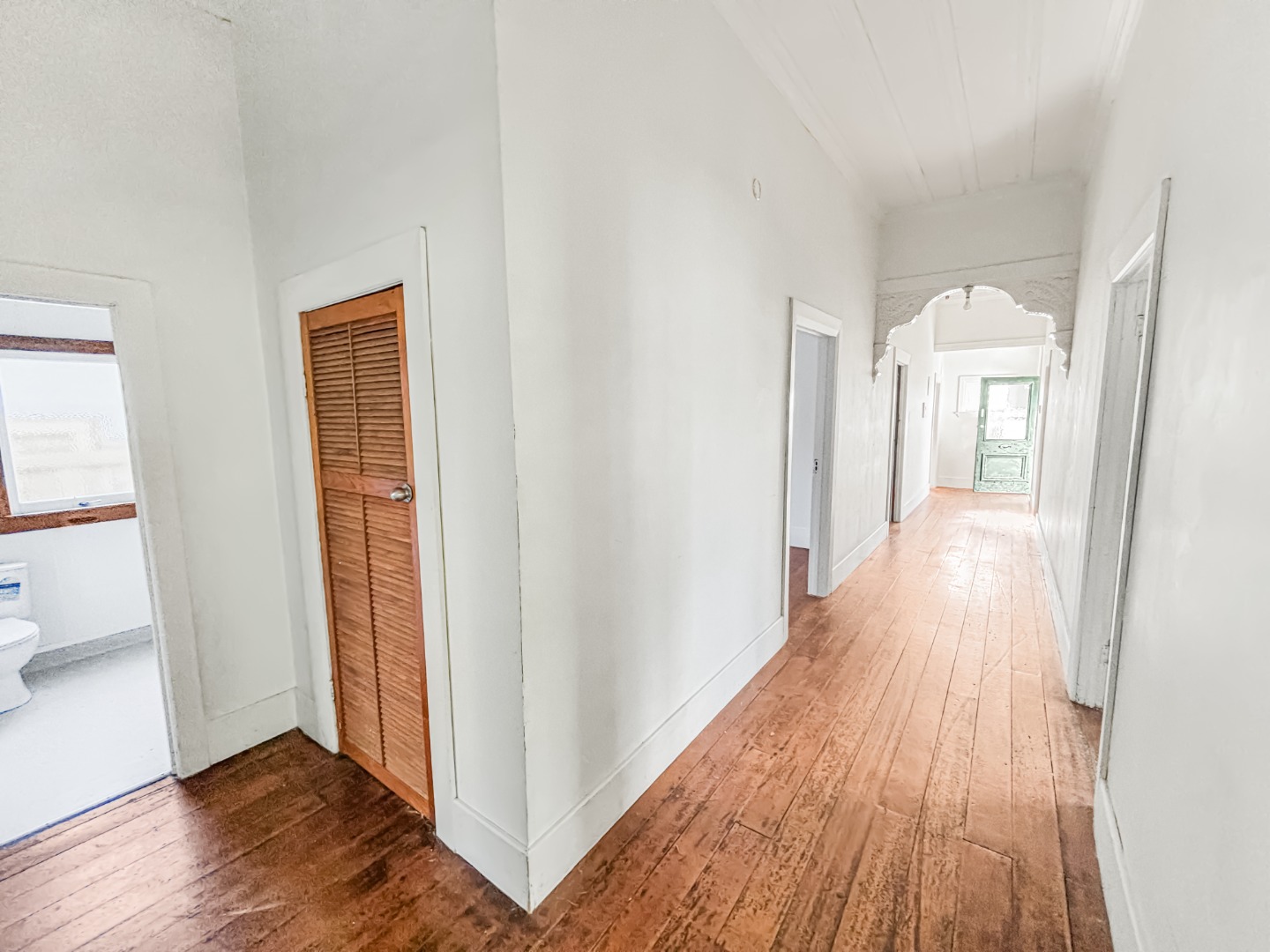Sunny Grey Lynn 4-Bedroom Home on Fisherton Street photo