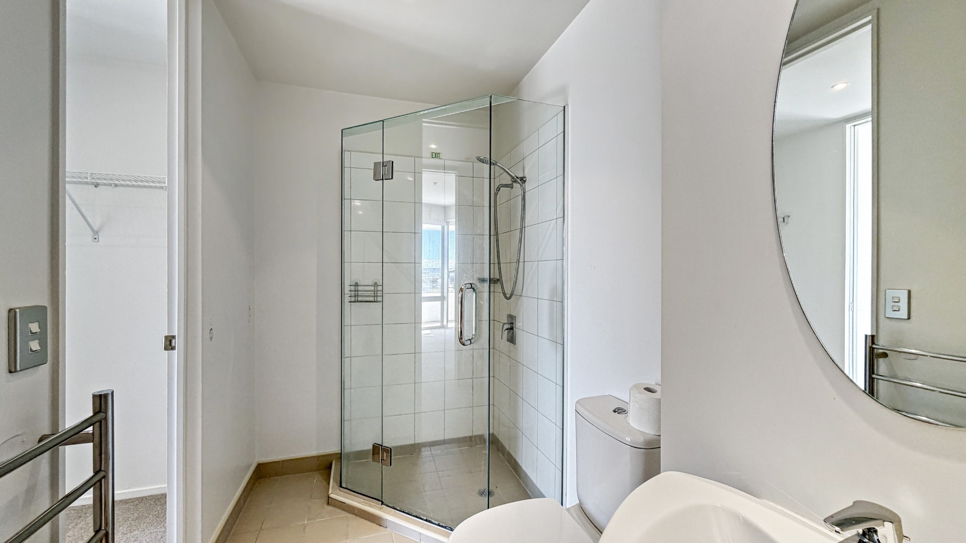 The Mirage - 1 Bedroom, 1 Bathroom, 1 Carpark, Unfurnished photo