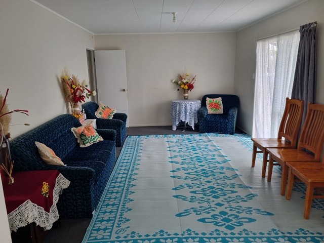 HENDERSON - Fully fenced security. photo