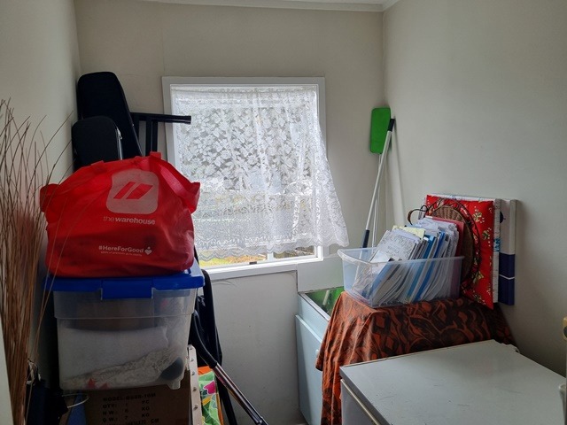 HENDERSON - Fully fenced security. photo