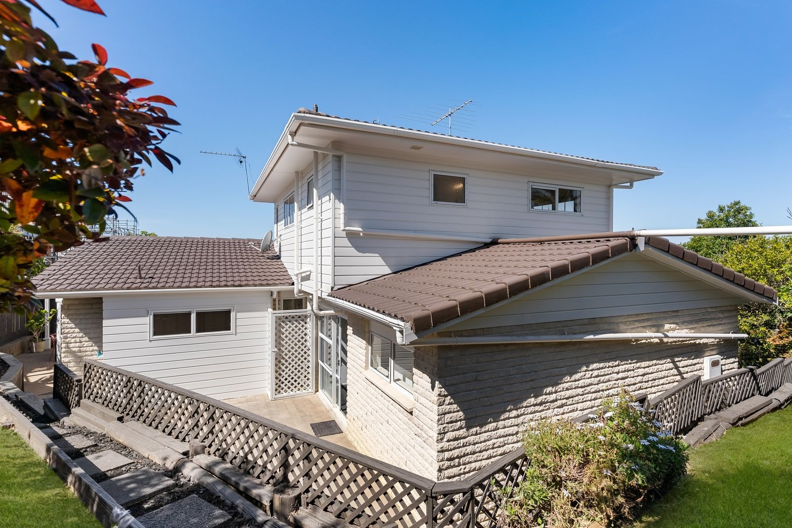 Rangitoto Views & Walk to the Beach photo