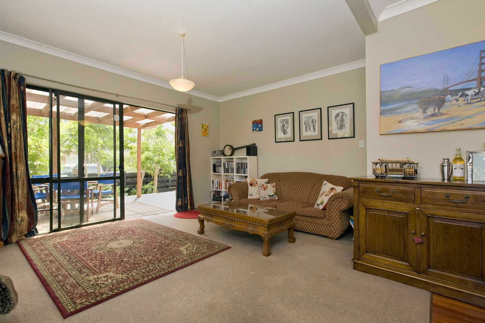 POINT ENGLAND - 3 bedroom home photo