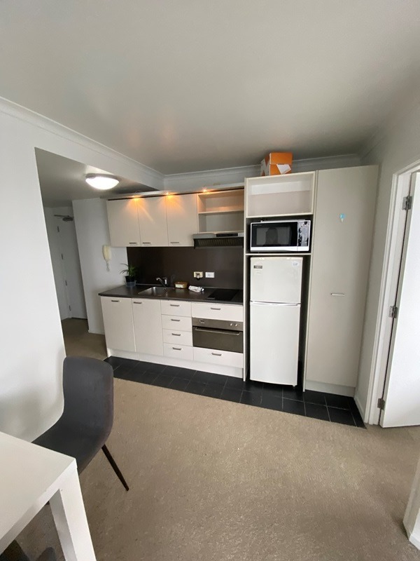 City Centre - 3 Bedrooms Secure Building! Water Included! photo