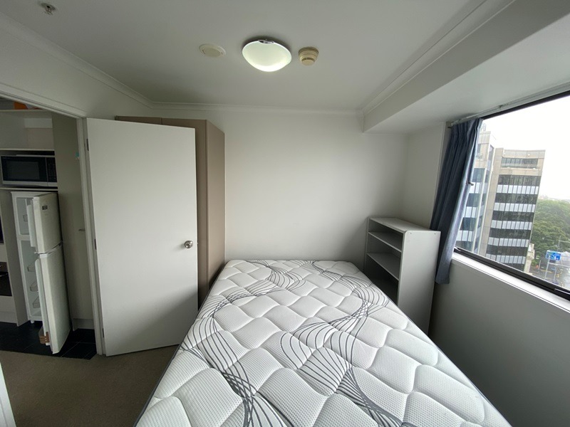 City Centre - 3 Bedrooms Secure Building! Water Included! photo