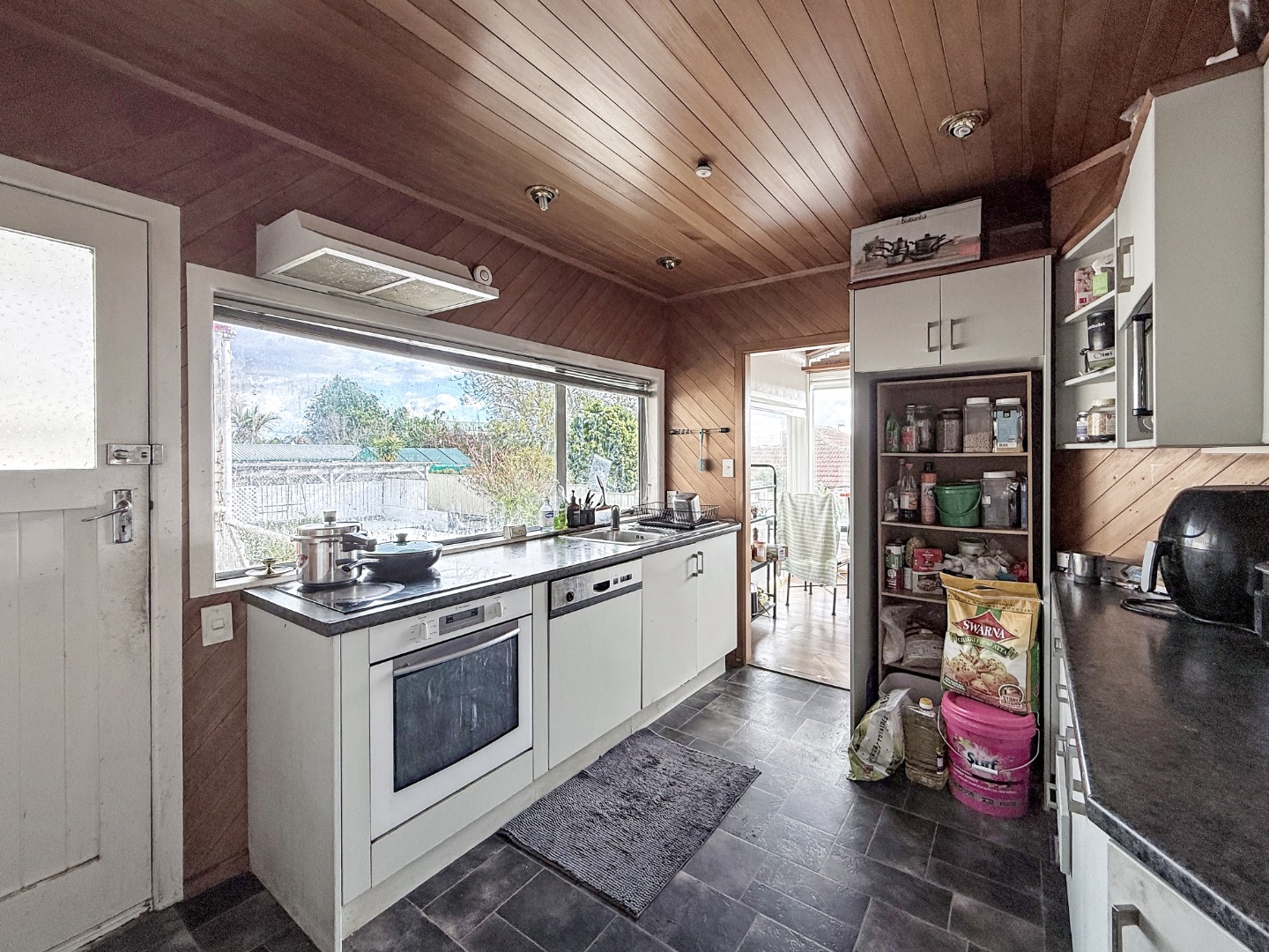 Short-Term Rental – Sunny 4 Bedroom, 3-Level Home photo