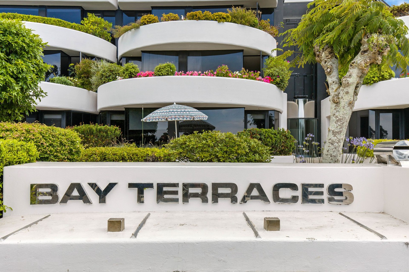 Beachfront Executive Living in the Heart of Mission Bay photo
