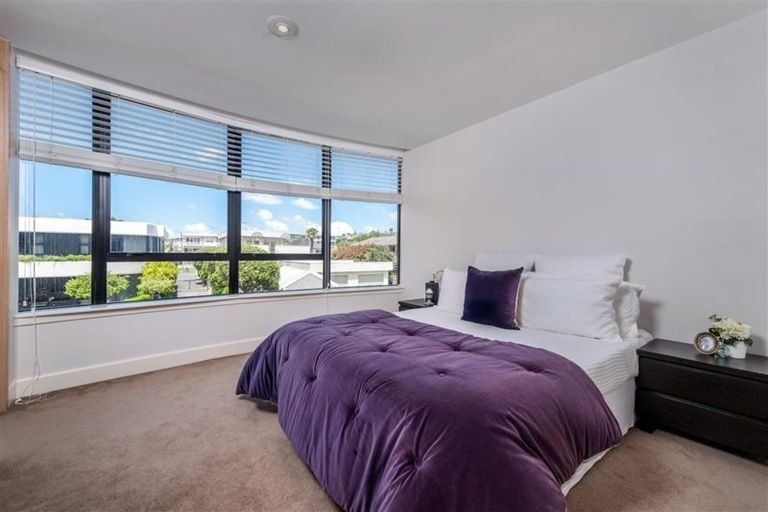 Beachfront Executive Living in the Heart of Mission Bay photo