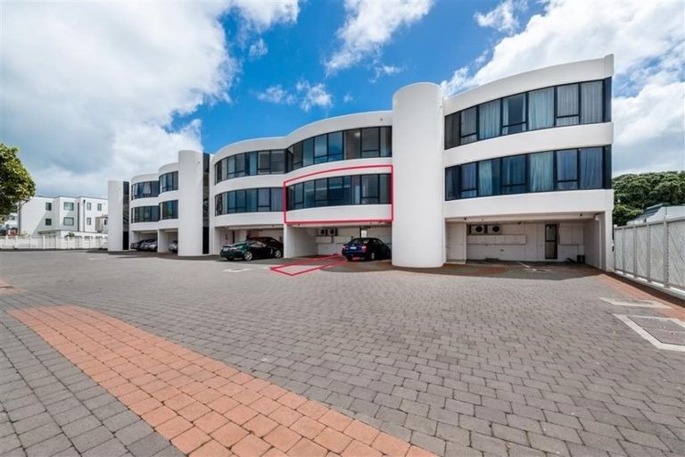 Beachfront Executive Living in the Heart of Mission Bay photo