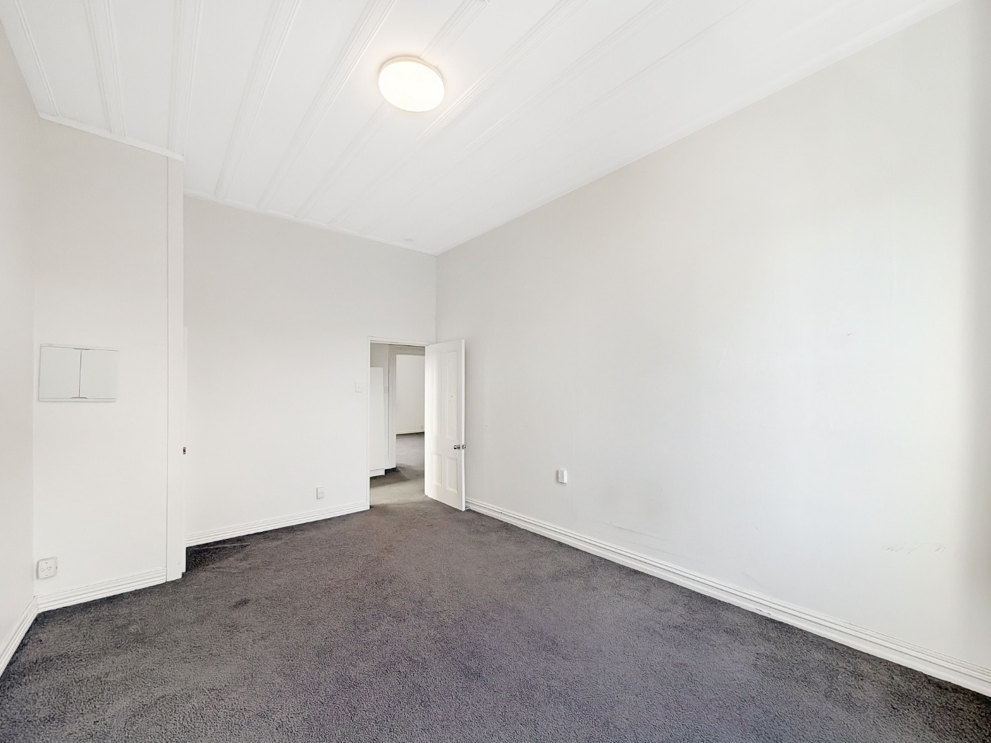 Charming 2-Bedroom Apartment in Prime Parnell Location  photo
