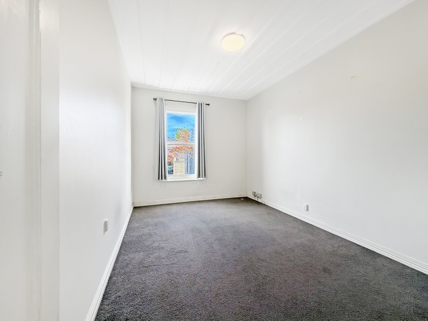 Charming 2-Bedroom Apartment in Prime Parnell Location  photo