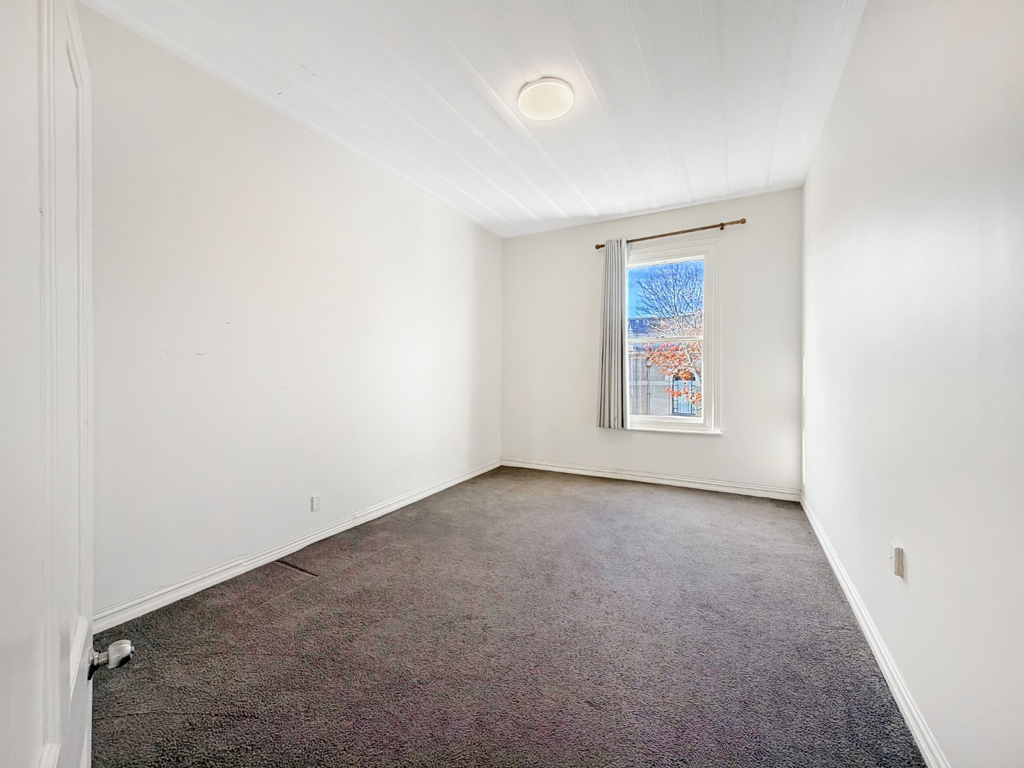 Charming 2-Bedroom Apartment in Prime Parnell Location  photo