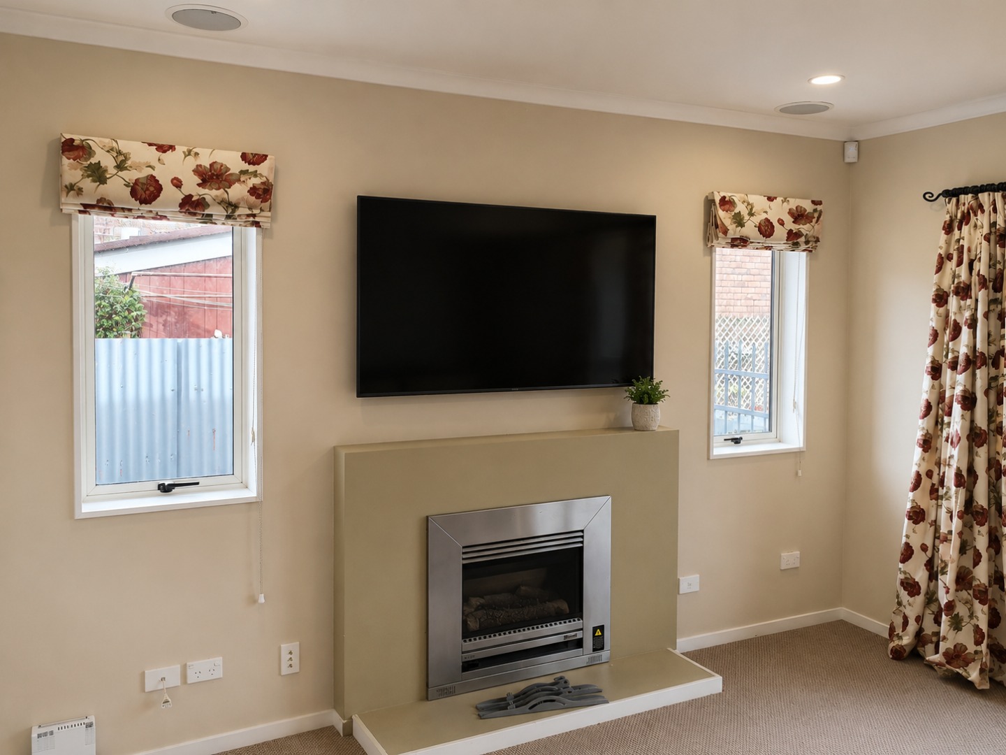 Papakura - Stand Alone 2 Bedroom House photo