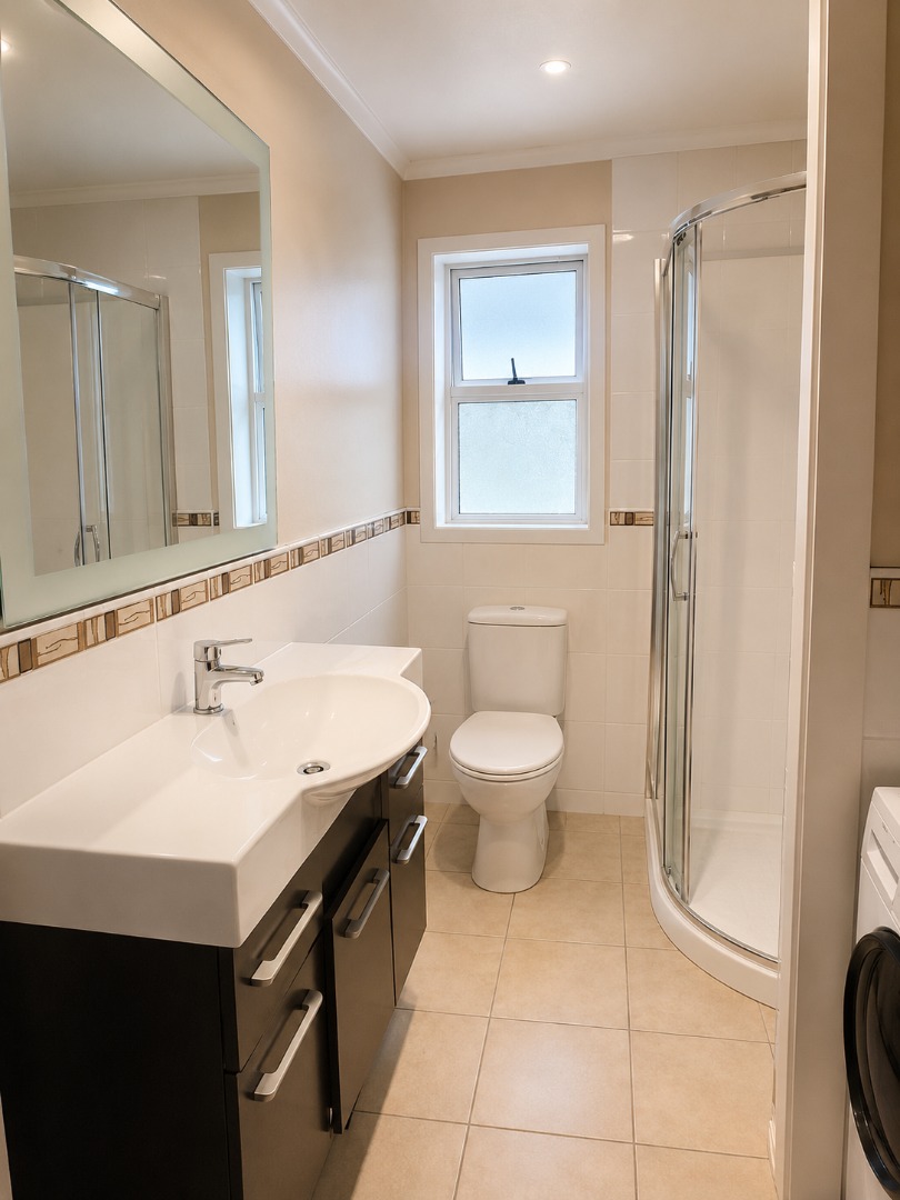Papakura - Stand Alone 2 Bedroom House photo