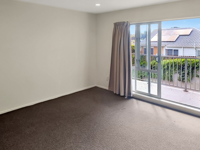 2T/3 Keystone Ave - Location! photo