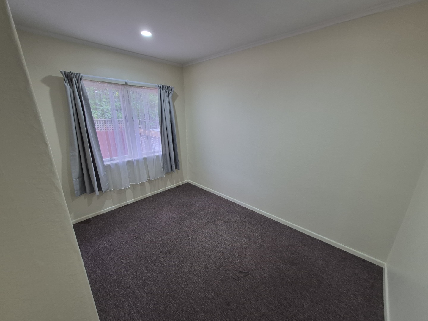 EPSOM :  Selwyn Road 2 Bedroom and study  photo