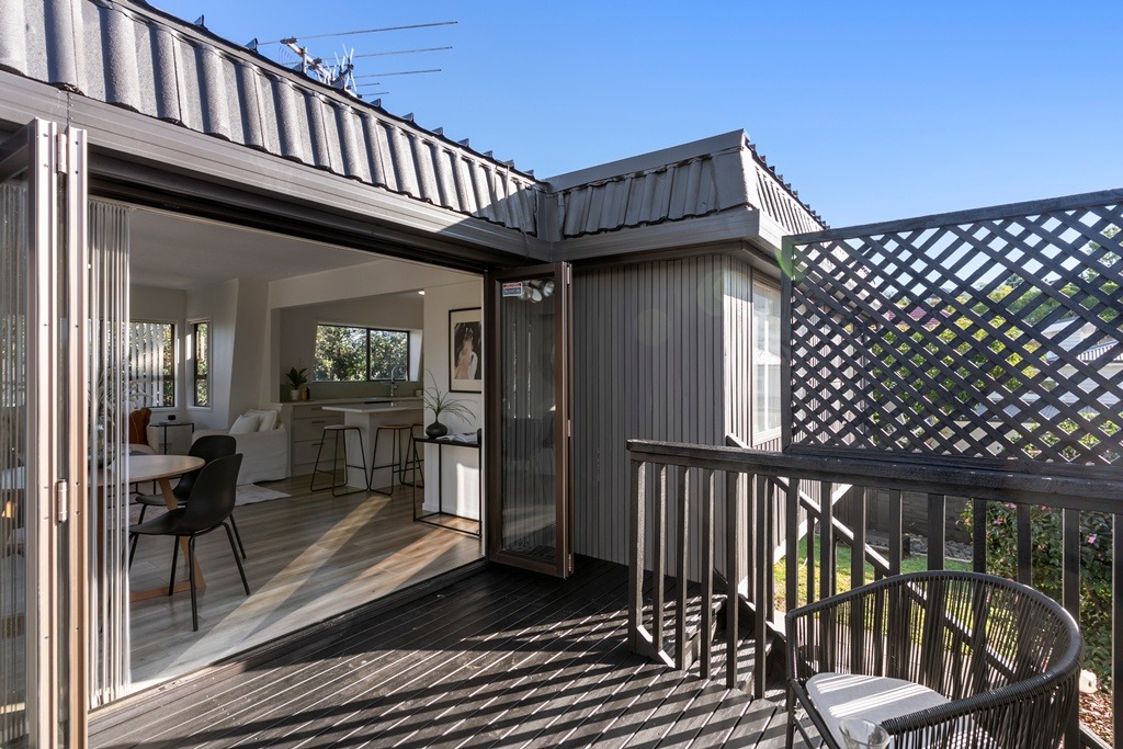 Family Living in Prime Remuera – Double Grammar Zone photo