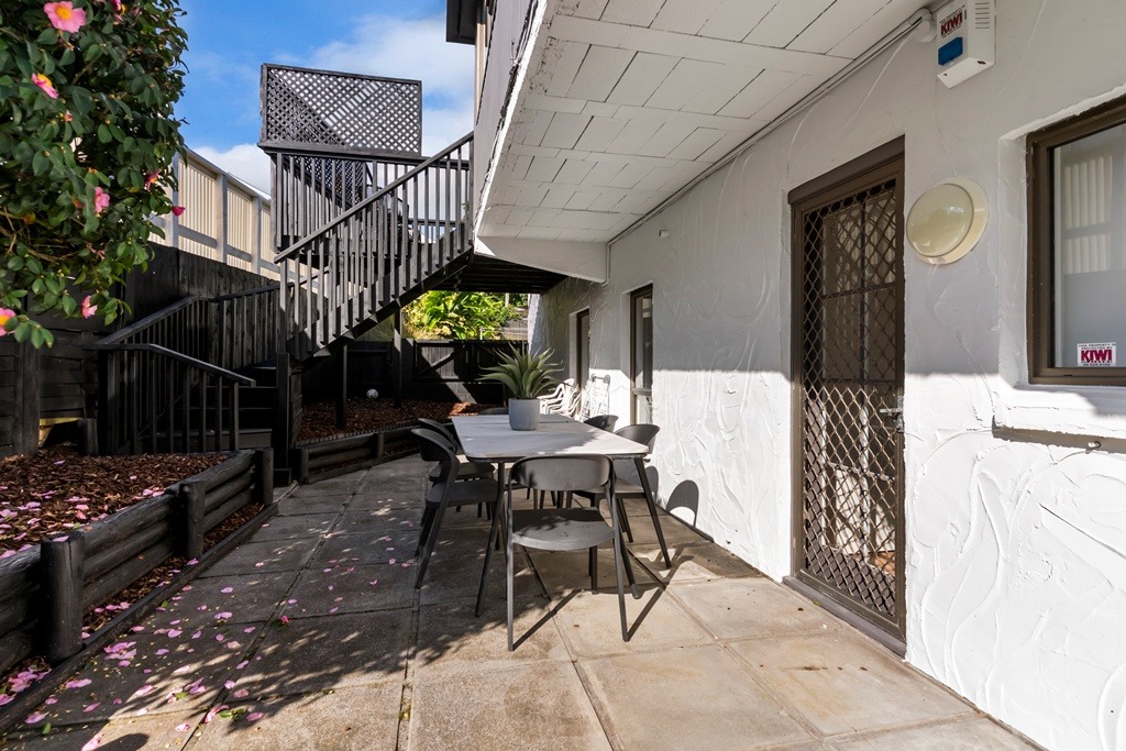 Family Living in Prime Remuera – Double Grammar Zone photo