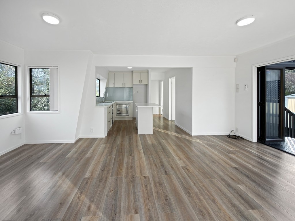 Family Living in Prime Remuera – Double Grammar Zone photo